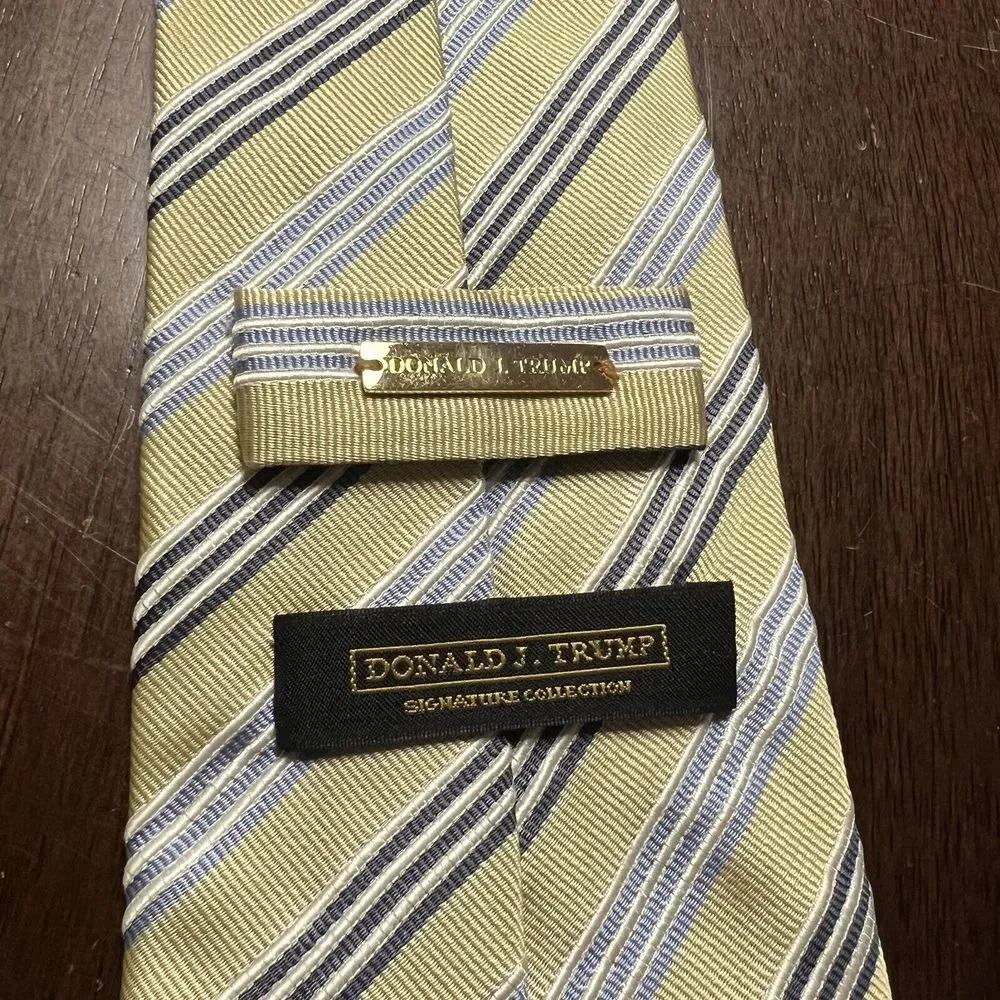 Donald Trump Mens Necktie 100% Silk‎ Striped Gold Dress Suit President